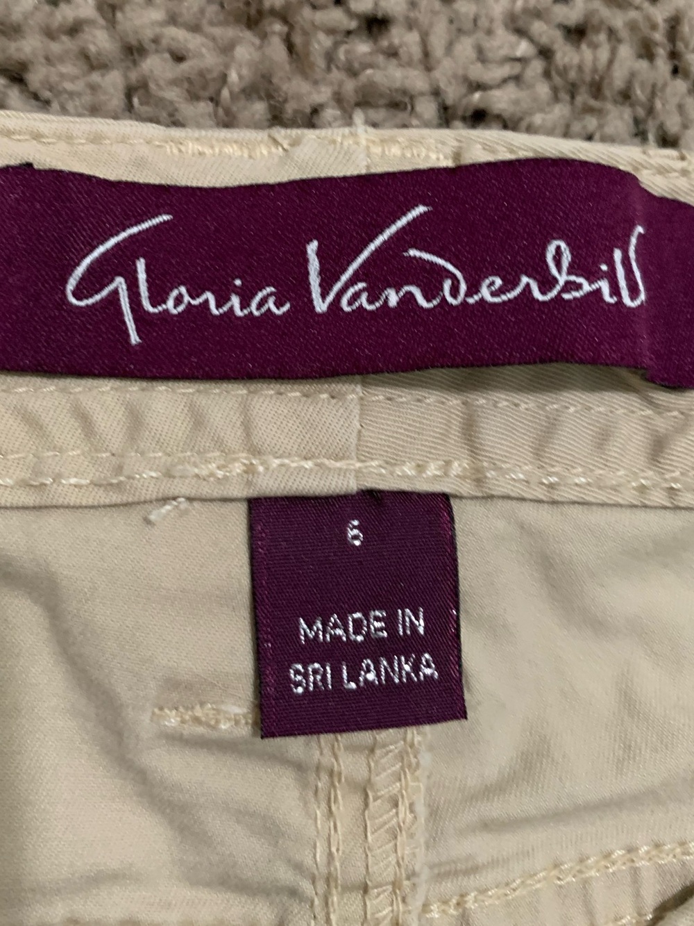 Gloria Vanderbilt Beige Cargo Capris 6 - Picture 6 of 8
